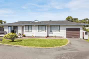 1 Ashton Fitchett Drive, Brooklyn