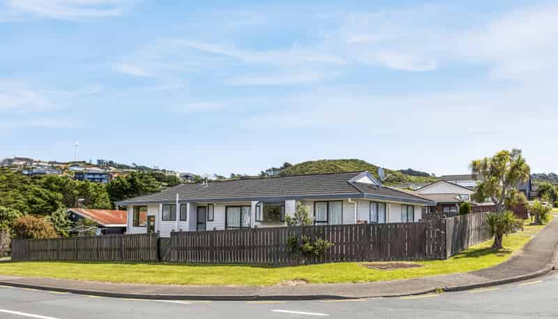 1 Ashton Fitchett Drive, Brooklyn