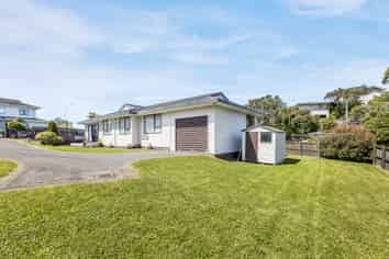 1 Ashton Fitchett Drive, Brooklyn