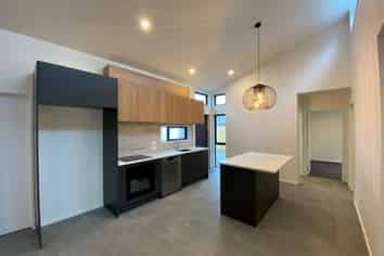 4/168 Condell Avenue, Papanui