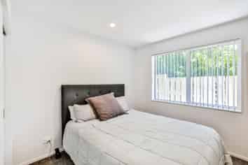 89A Vandeleuer Avenue, Birkdale