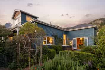 48 Canterbury Street, Lyttelton