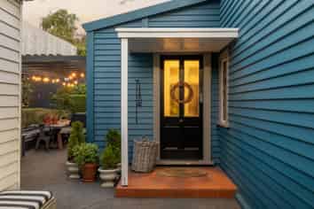 48 Canterbury Street, Lyttelton