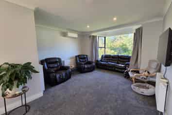 12 Halsey Street, Clinton