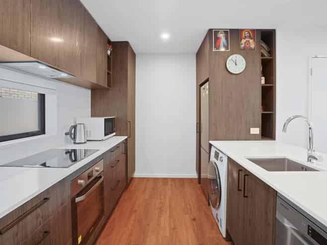 4/327 Lincoln Road , Addington
