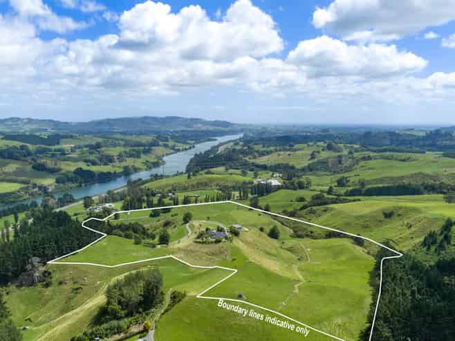 54 Kentucky Road, Karapiro