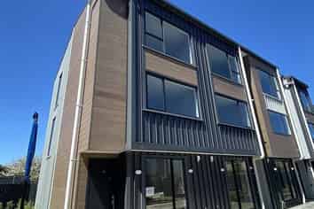 41 Marumaru Lane, Manurewa