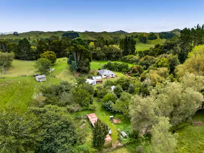 927 Mohakau Road, Kiore