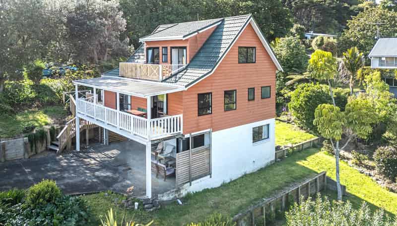 42 Kowhai Drive, Coromandel