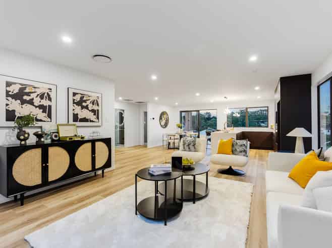 242D West Hoe Heights, Orewa