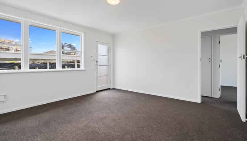 1/458 West Coast Road, Glen Eden