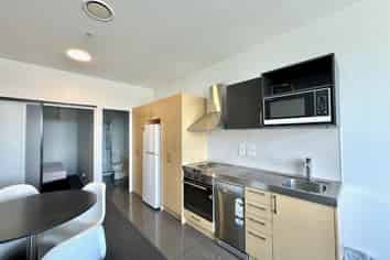 1110/17 Putney Way, Manukau