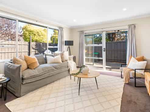 1/24 Champion Street, Edgeware