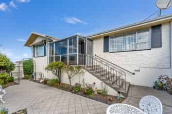 1/3 Rata Place, Glenwood