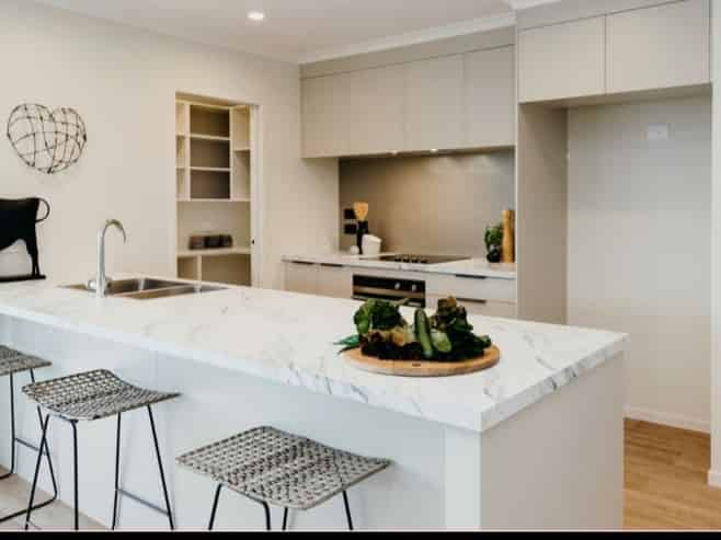 10 Karearea Drive, Coastlands