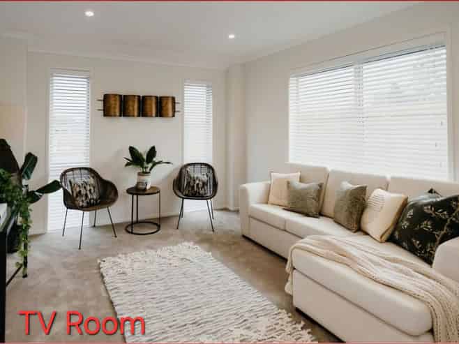 10 Karearea Drive, Coastlands