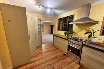 14 Te Rauparaha Street, Otaki