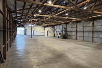For lease - industrial warehouse - Omahu Road
