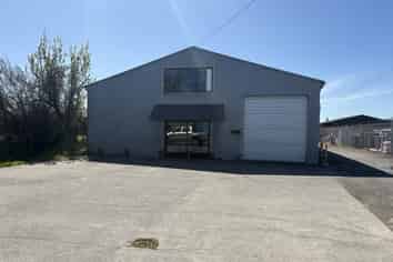 For lease - industrial warehouse - Omahu Road