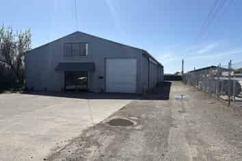 For lease - industrial warehouse - Omahu Road