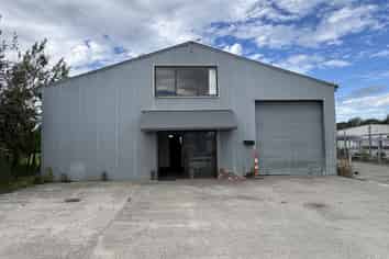 Industrial warehouse for lease – 1123 Omahu Road