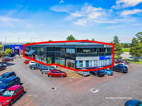 SPLIT RISK INVESTMENT ON LINCOLN ROAD
