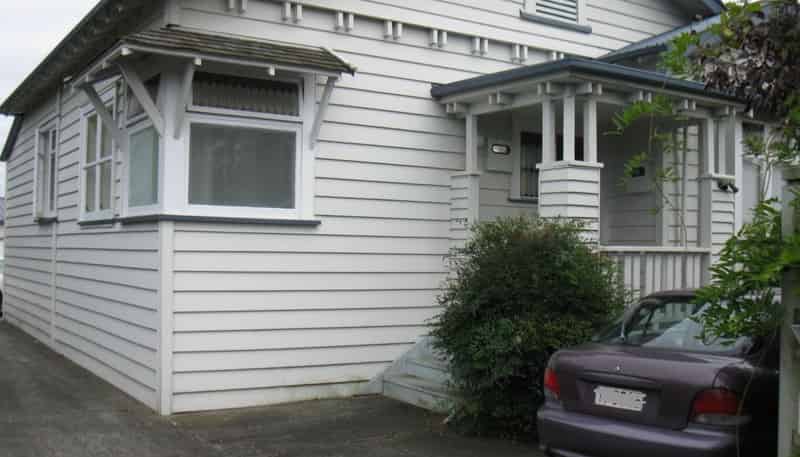 2/415 Sandringham Road, Sandringham