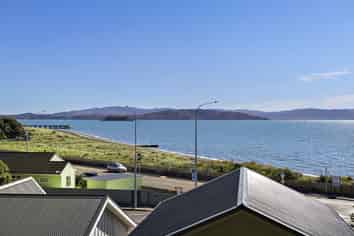 765 Marine Drive, Eastbourne