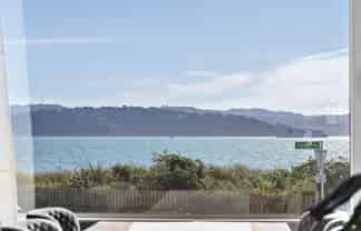 765 Marine Drive, Eastbourne