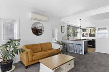 765 Marine Drive, Eastbourne