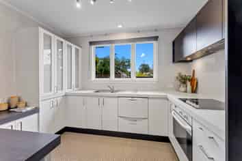 2/50 Bellvue Avenue, Papanui