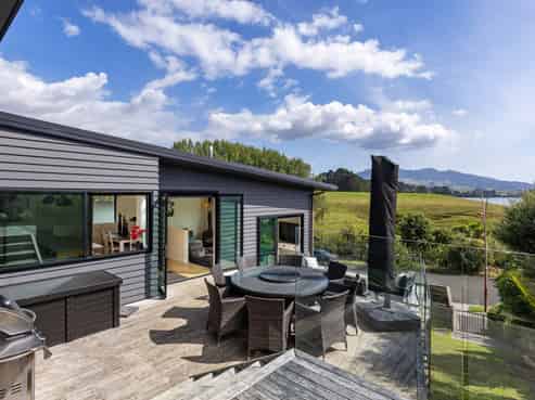 36 Robertson Street , Raglan