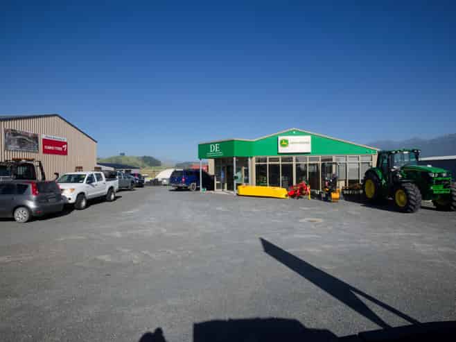Tenanted SH1 Commercial Investments