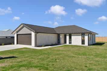 9 Williams Road, Masterton