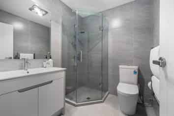 6E Taratoa Street, Point England