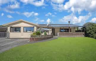 8 Papatahi Place, Henderson