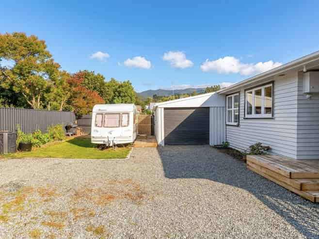 1/22 Brandon Street, Featherston