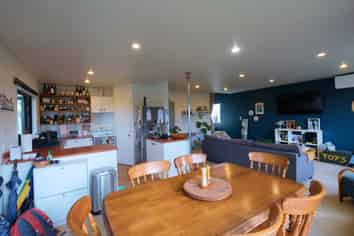 2/202 Taharepa Road, Tauhara