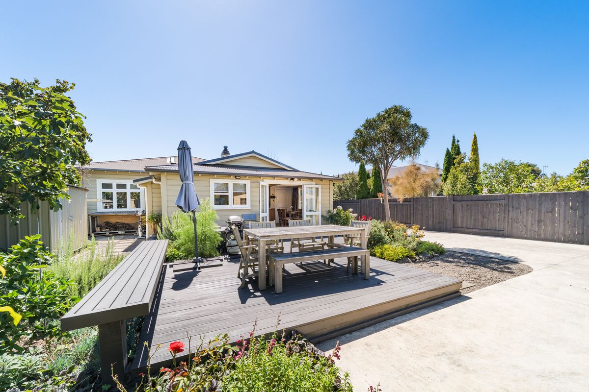 Charm and Character on Featherston