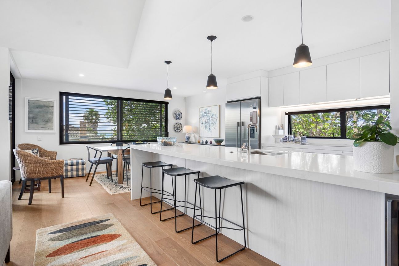 Architectural Air Meets Coastal Calm - Widok 4