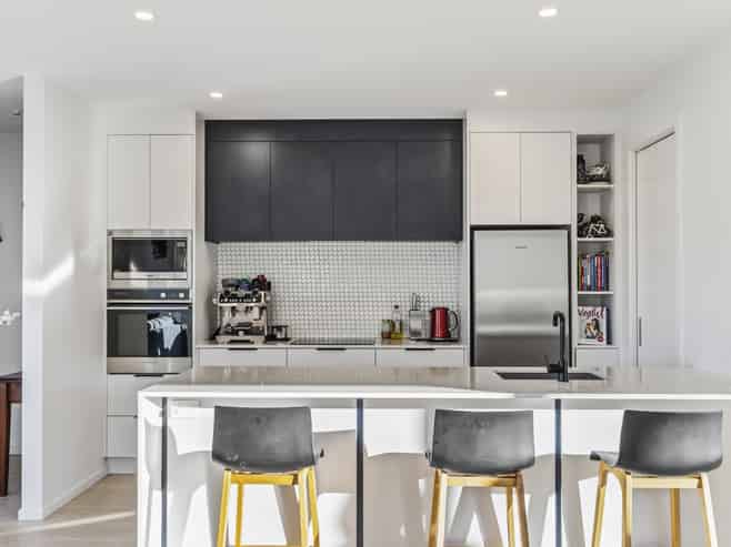 7 Tahi Street, Wanaka