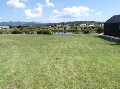 106 Takapu Close, Matarangi