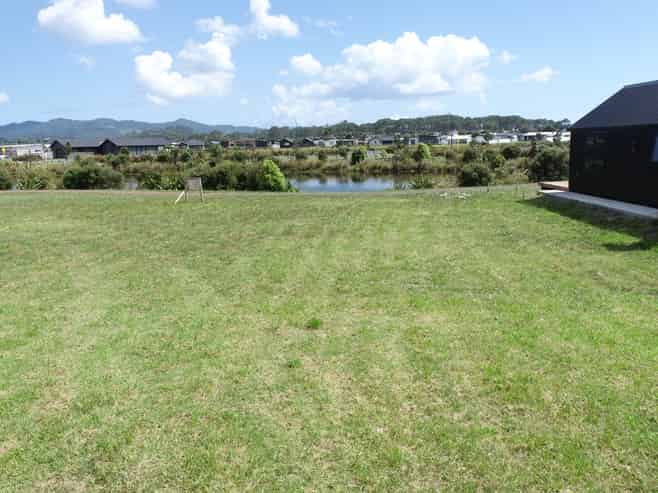 106 Takapu Close, Matarangi