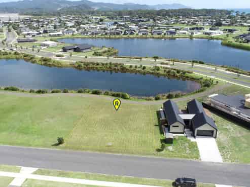 106 Takapu Close, Matarangi