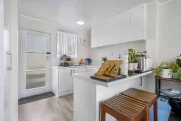 4/33  Old Mill Street, Frankton