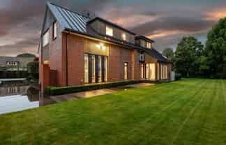 66 Straven Road, Fendalton