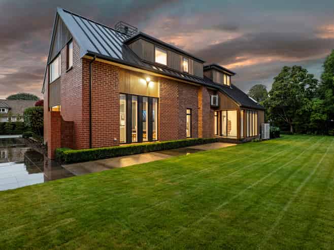 66 Straven Road, Fendalton