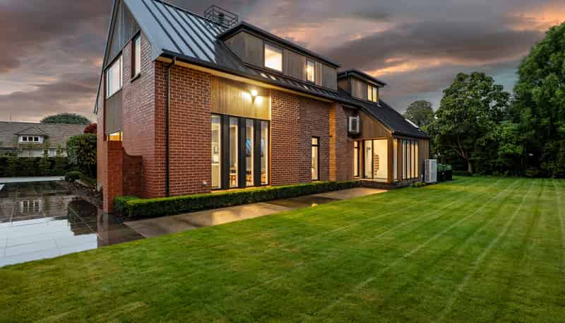 66 Straven Road, Fendalton