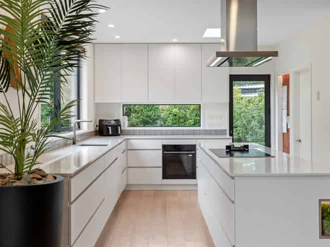 66 Straven Road, Fendalton