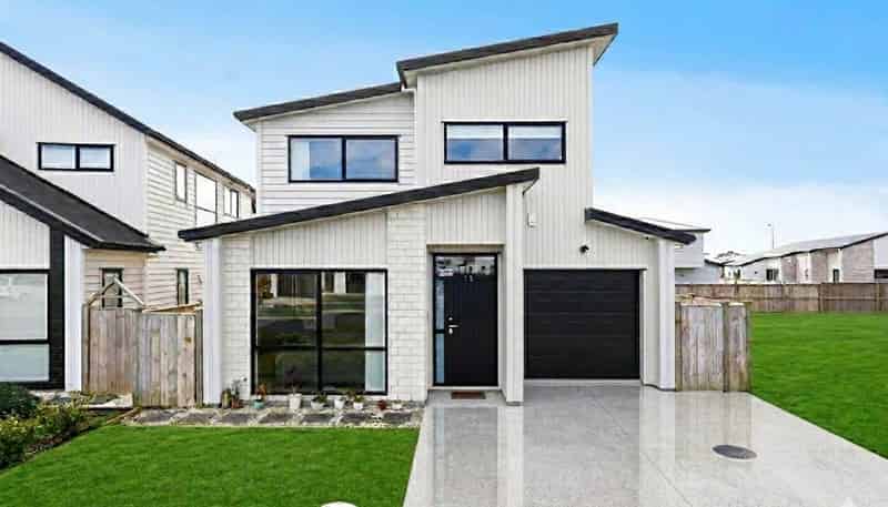 12 Korowhiti Road, Clarks Beach